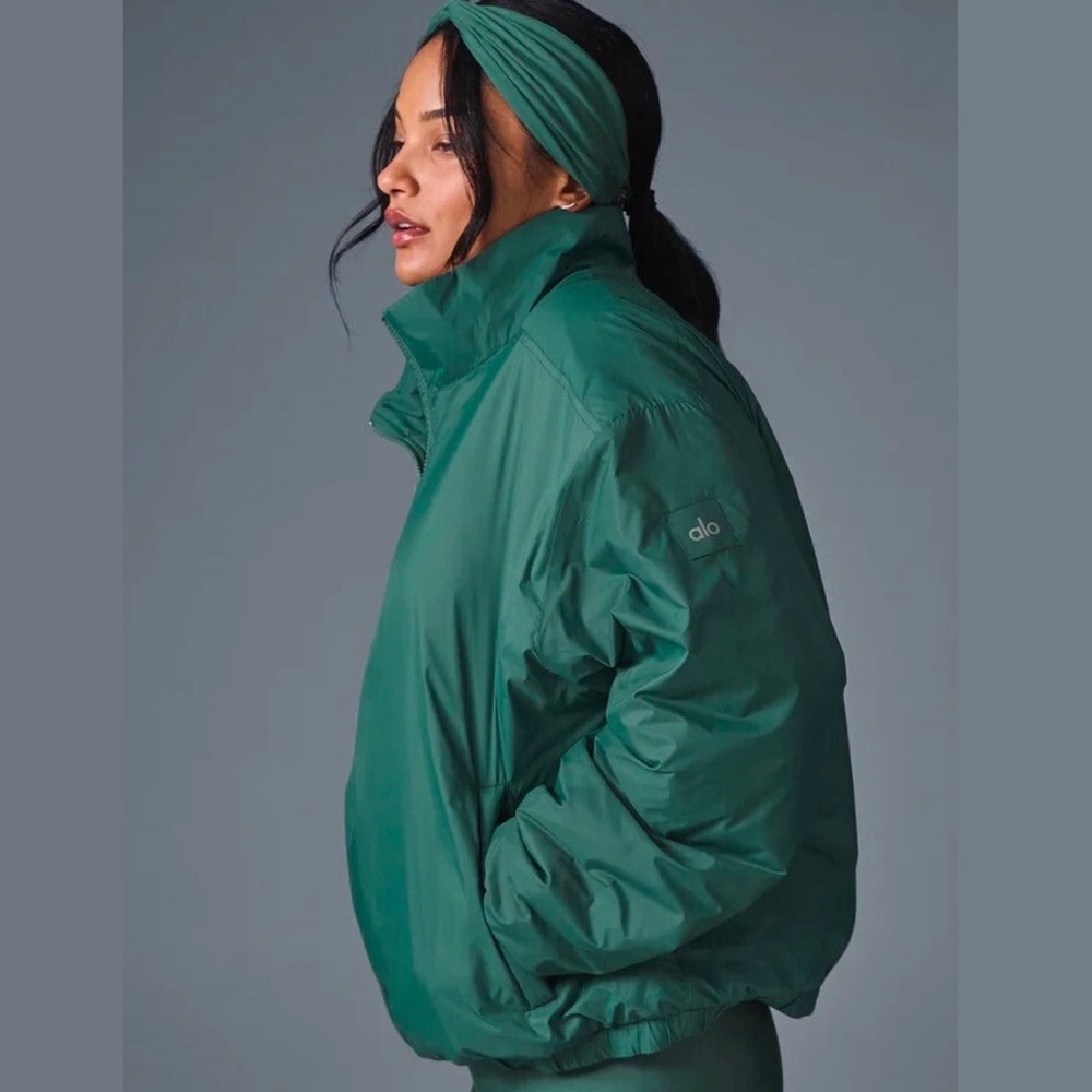 Alo UNISEX Latitude Light Weight 1/2 Zip Pullover Jacket Winter Ivy Size M NWT